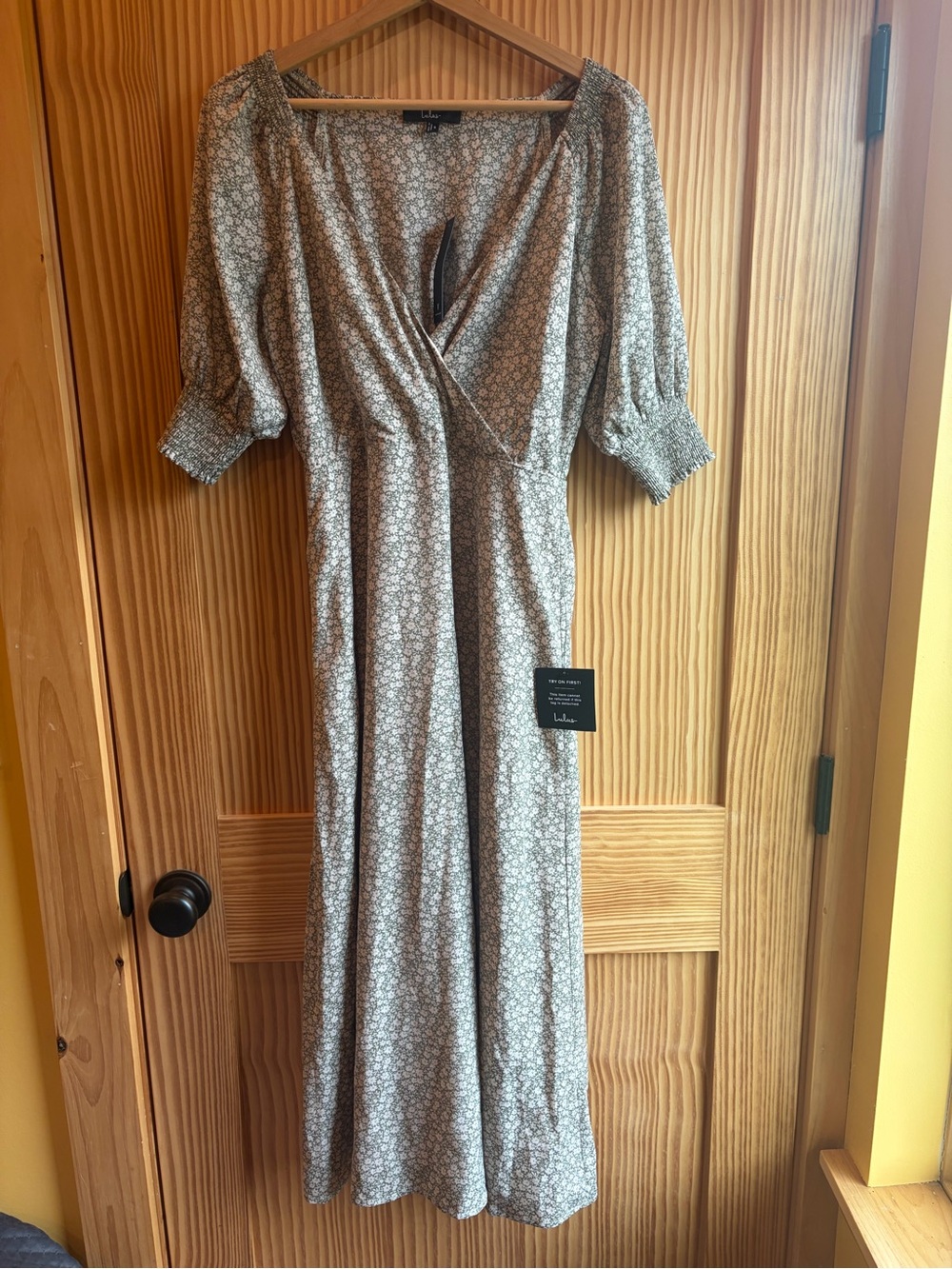 Lulu's Floral Dress with Puff Sleeves